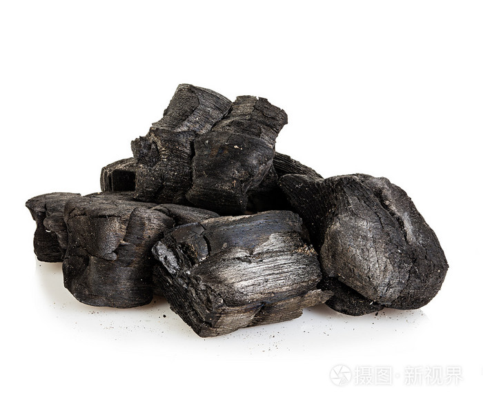 薪柴銷售者的孤木 木炭特寫(xiě)背后的生存圖景